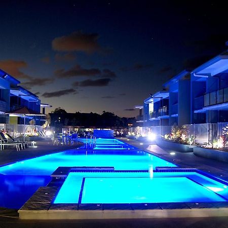 Ramada By Wyndham Hervey Bay Facilities photo The pool at the Blue Sky Inn