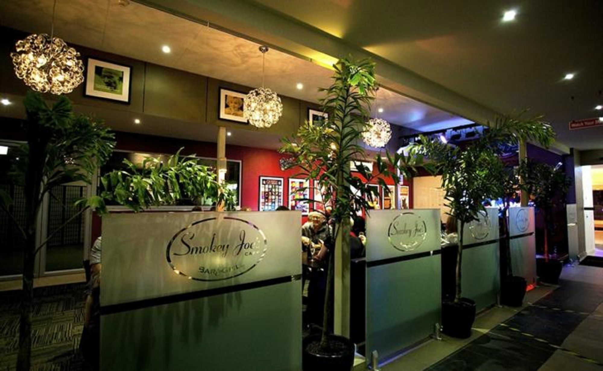 Ramada By Wyndham Hervey Bay Exterior photo The interior of the restaurant