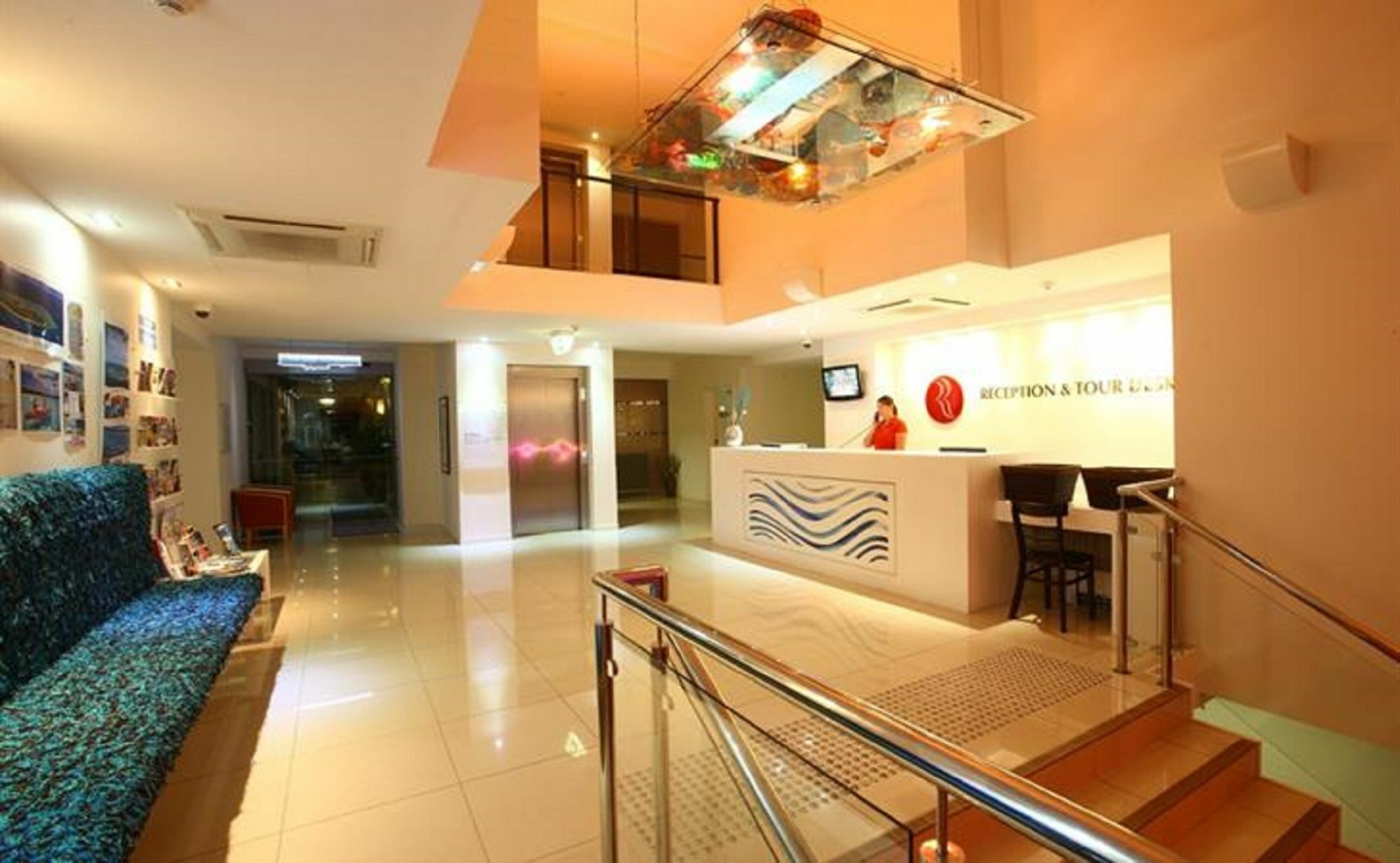 Ramada By Wyndham Hervey Bay Interior photo