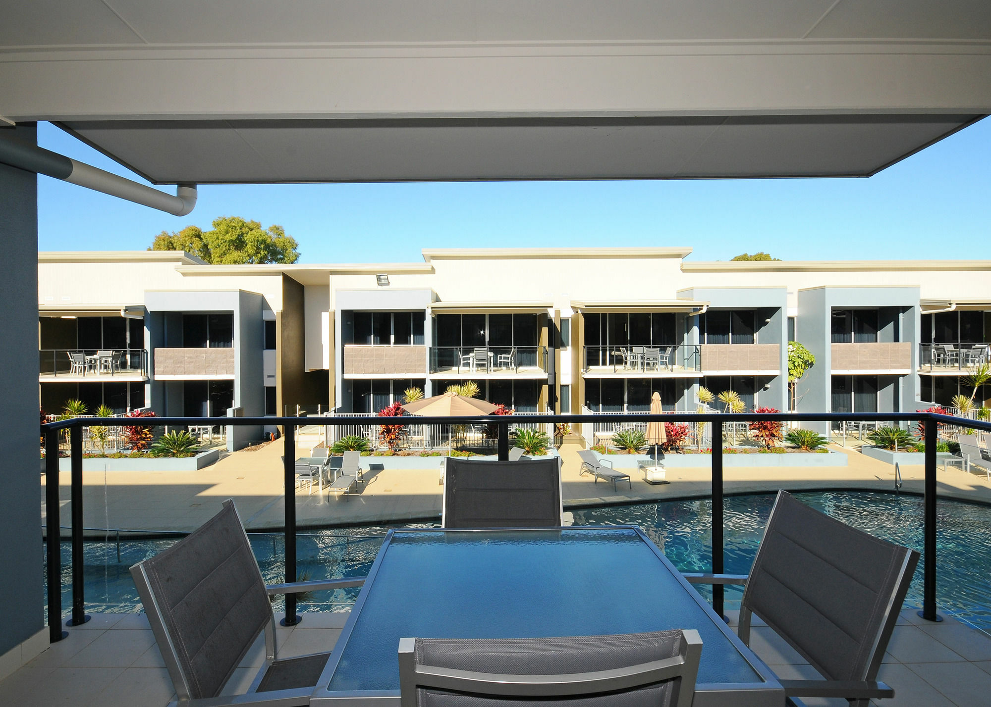 Ramada By Wyndham Hervey Bay Room photo View from a balcony
